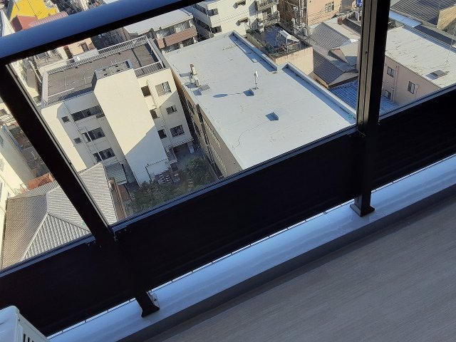 13/23 バルコニー