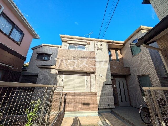 2/30 外観