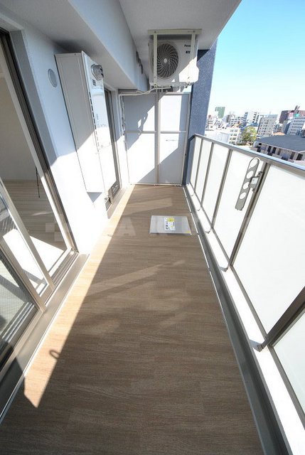 20/30 バルコニー