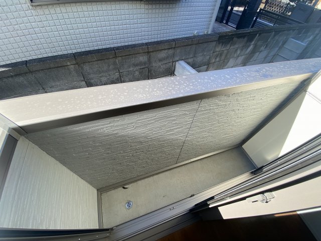 17/23 バルコニー