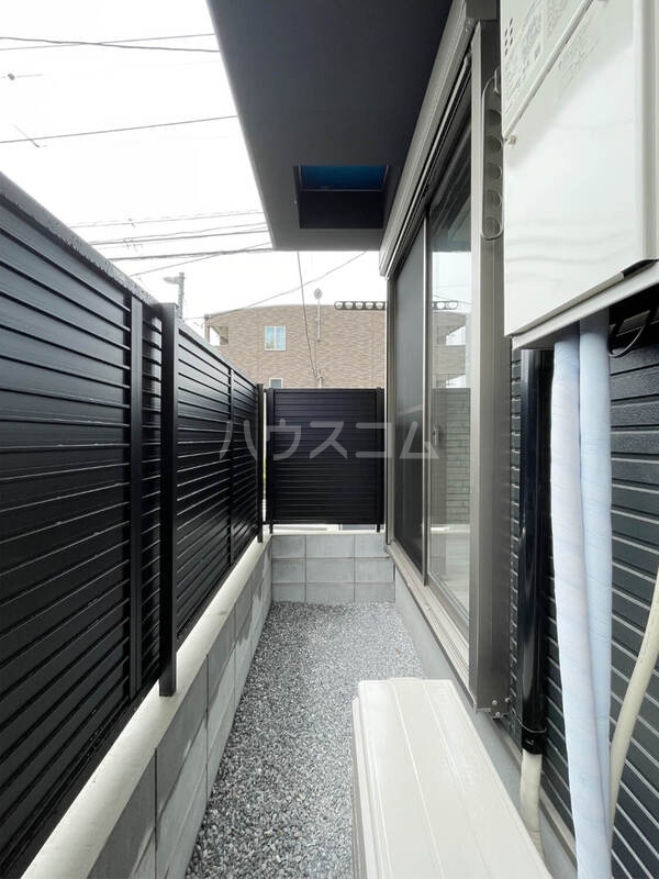 14/23 バルコニー