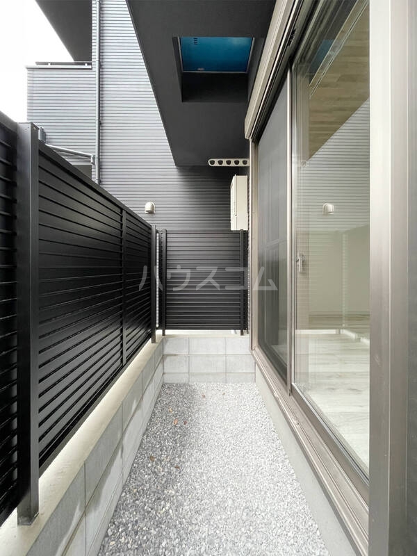 14/18 バルコニー