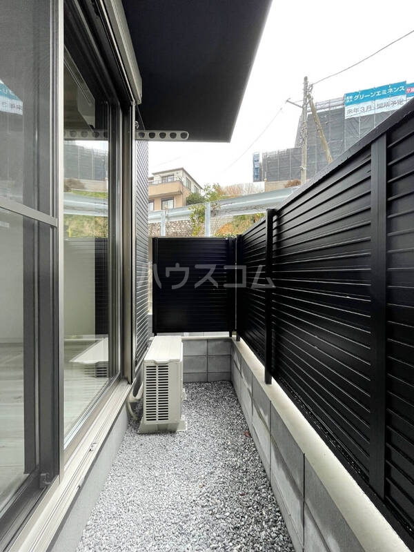 15/18 バルコニー