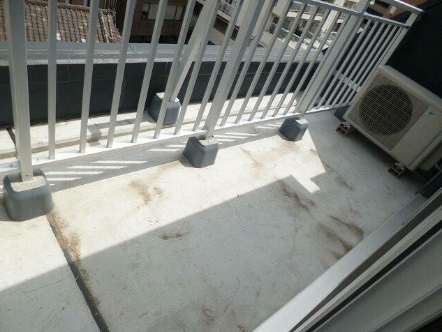 13/21 バルコニー