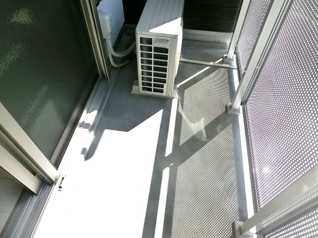 16/27 バルコニー