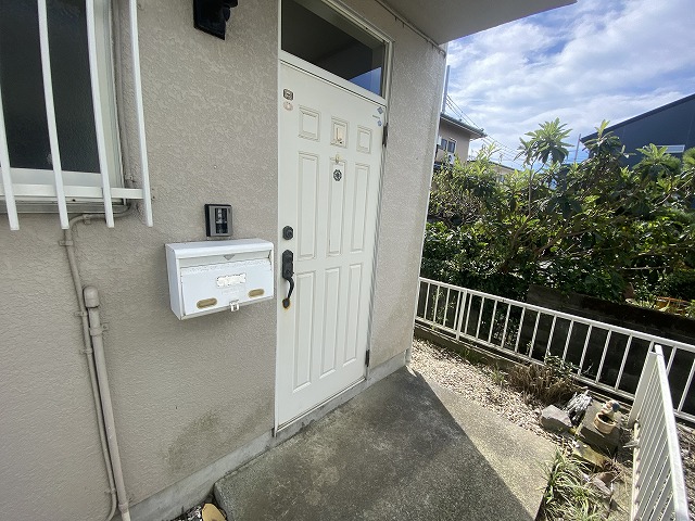 26/30 エントランス