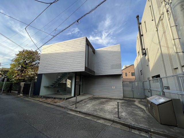 2/25 外観