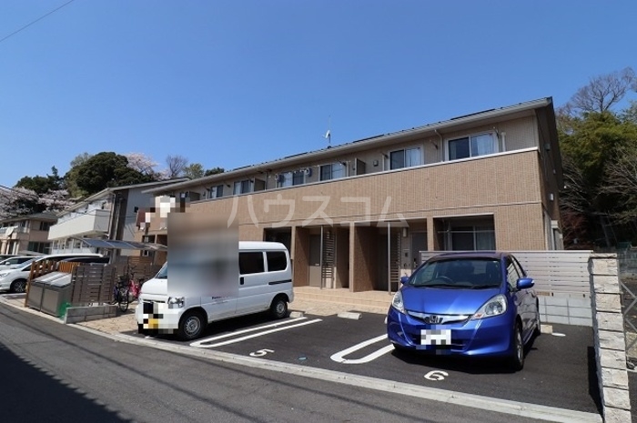 16/27 駐車場