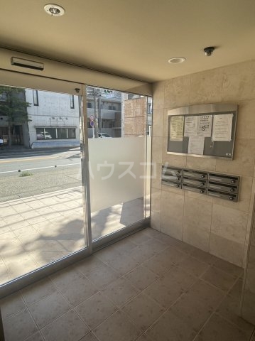 29/30 エントランス