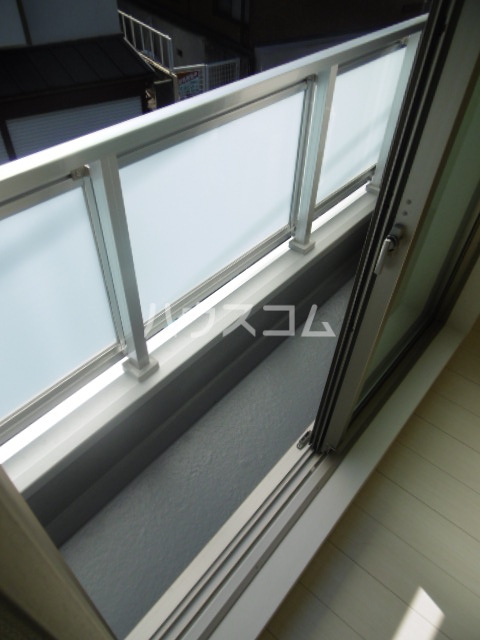 19/26 バルコニー