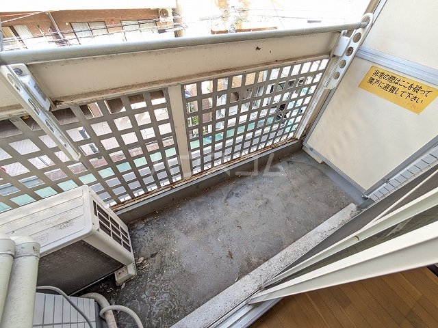 19/30 バルコニー