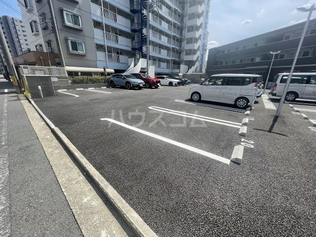 3/10 駐車場