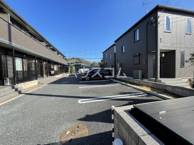 3/10 駐車場