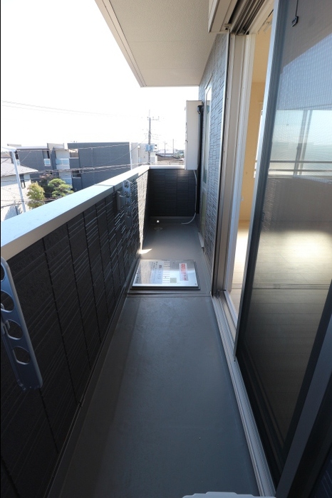 13/20 バルコニー