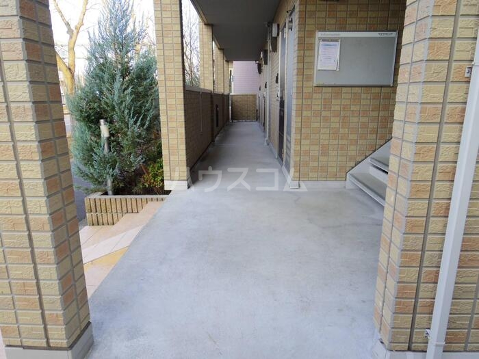 18/24 エントランス