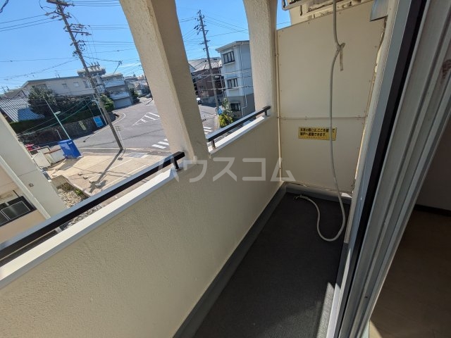 21/30 バルコニー