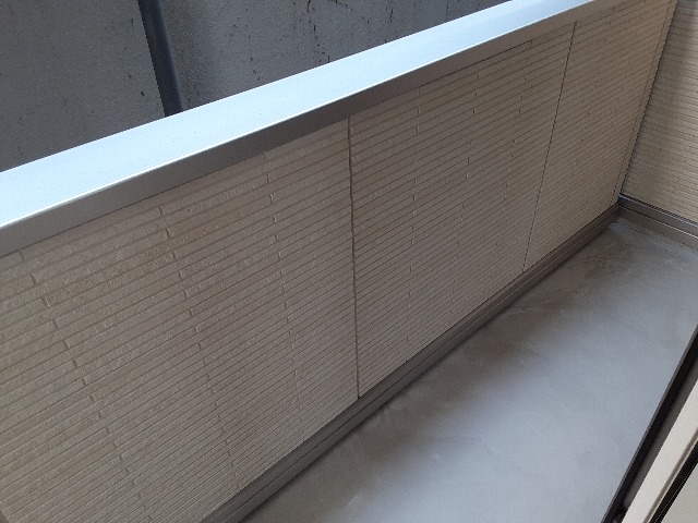 15/28 バルコニー