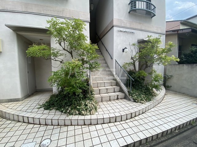 2/10 エントランス