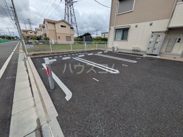 25/30 駐車場