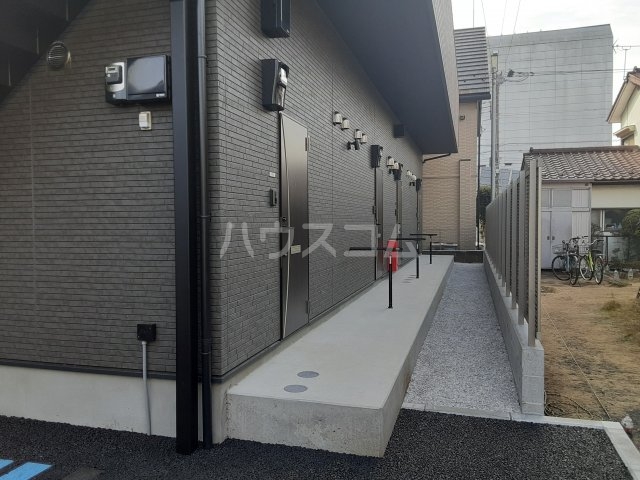 29/30 エントランス