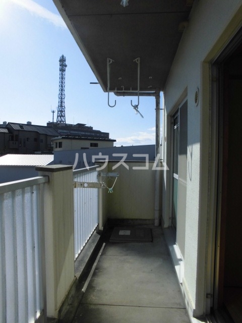 13/21 バルコニー