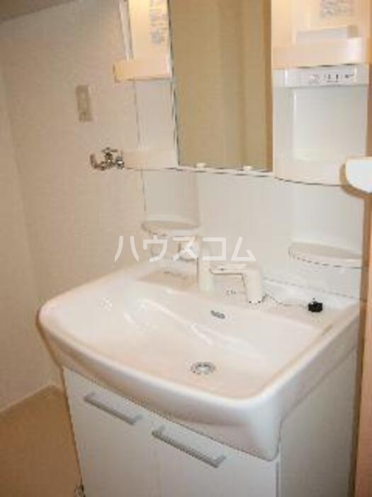 13/30 洗面