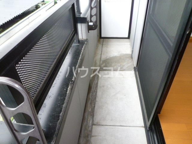 19/28 バルコニー