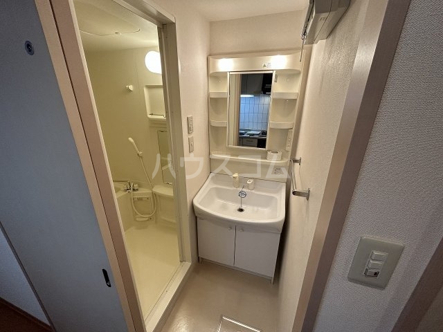 13/30 洗面