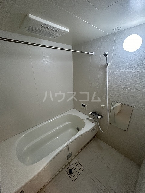 17/30 浴室