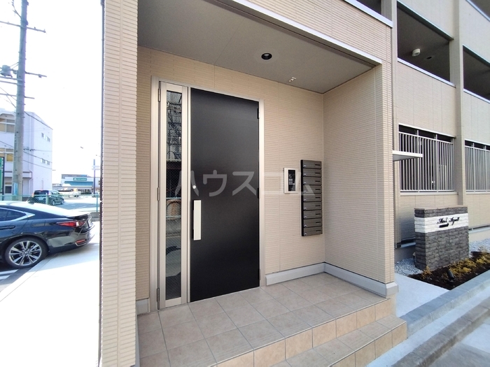 15/26 エントランス