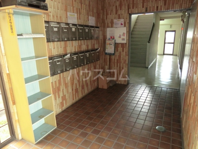 20/22 エントランス