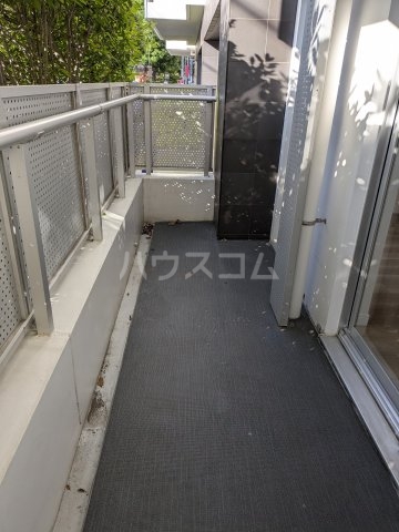 18/30 バルコニー