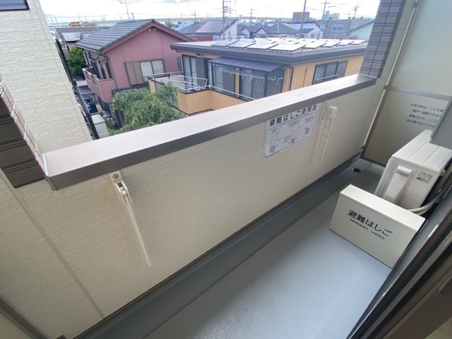 21/23 バルコニー
