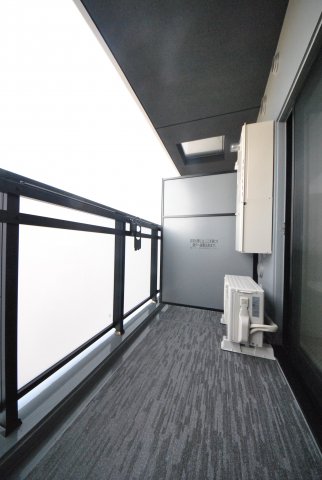 14/28 バルコニー