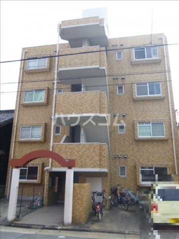 14/17 エントランス