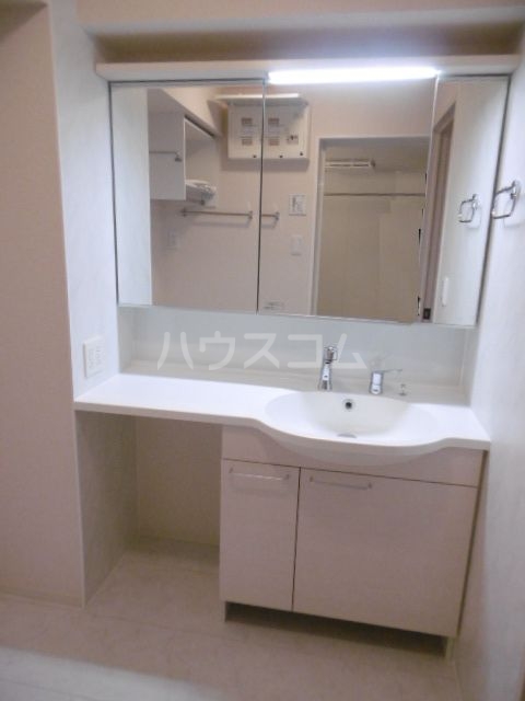 17/30 洗面