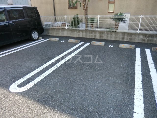 25/29 駐車場