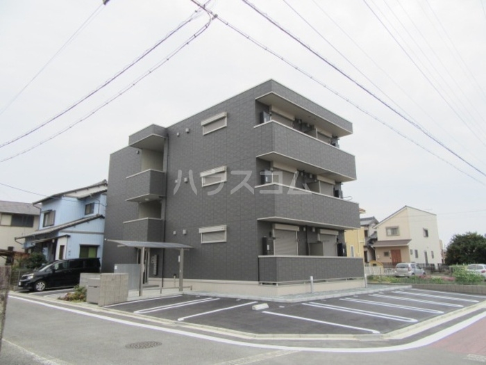 オッツ草間の外観