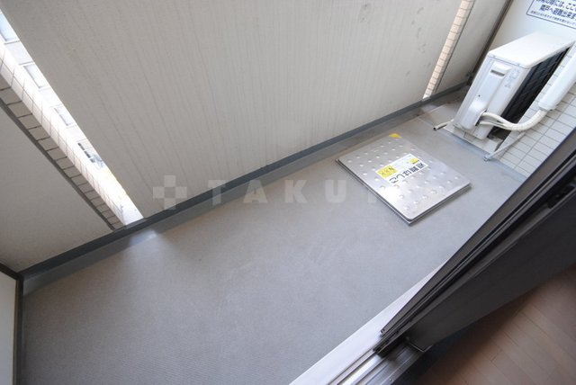 16/28 バルコニー