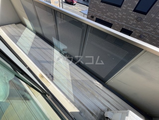 14/22 バルコニー