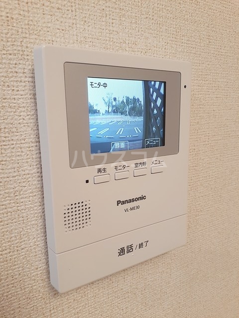 28/30 エントランス