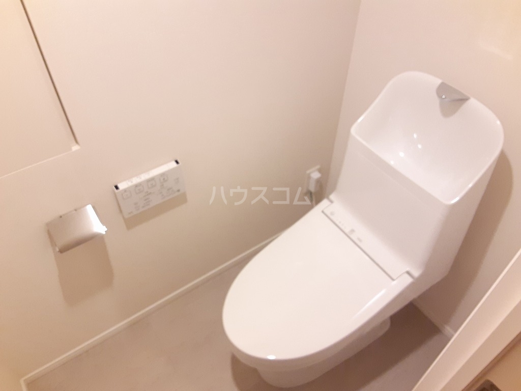 13/30 トイレ