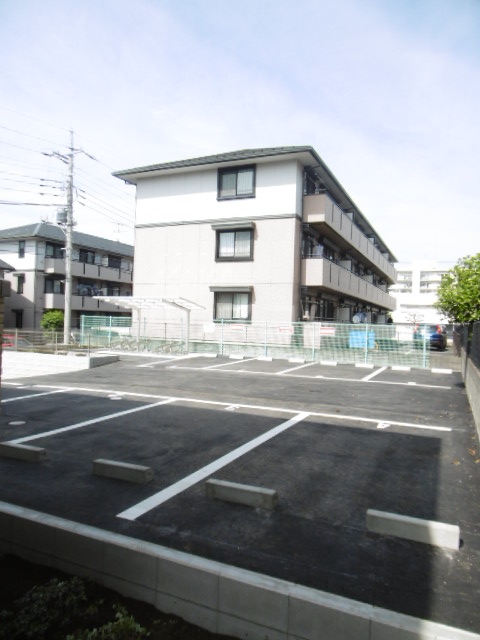 3/4 駐車場