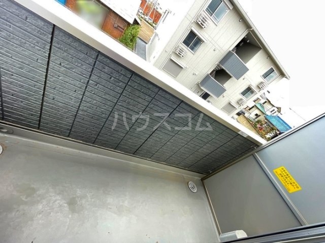 13/27 バルコニー