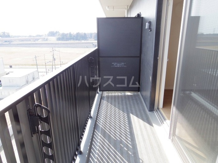 15/28 バルコニー