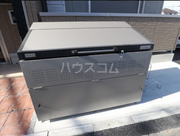 14/22 エントランス