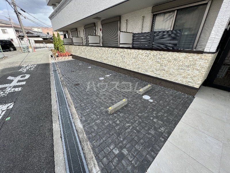25/30 駐車場