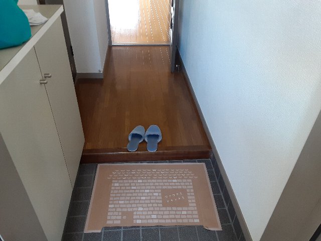 8/24 玄関