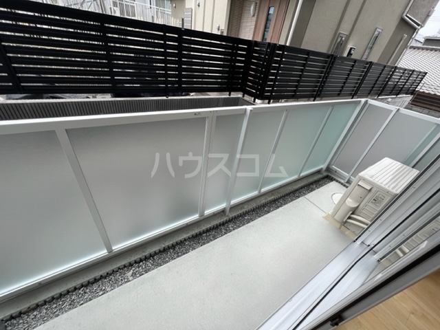 13/23 バルコニー