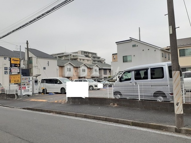 16/27 駐車場